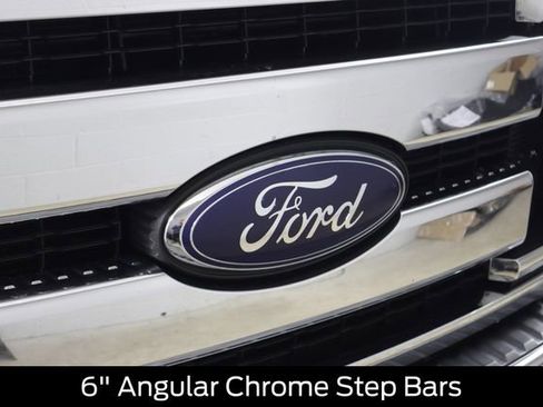 Used 2016 Ford F250 Lariat w/ Chrome Package image 15