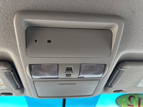 Used 2012 Nissan Frontier PRO-4X image 9