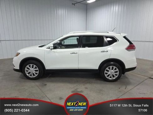 Used 2016 Nissan Rogue S w/ Appearance Package AWD/4WD image 1