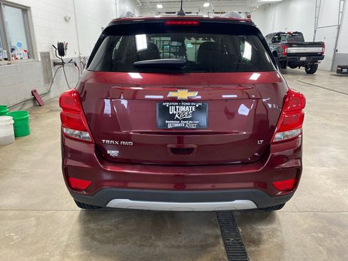 Used 2017 Chevrolet Trax LT image 3
