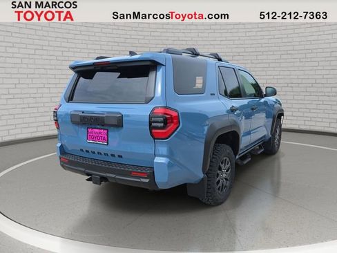 New 2026 Toyota 4Runner SR5 AWD/4WD image 5