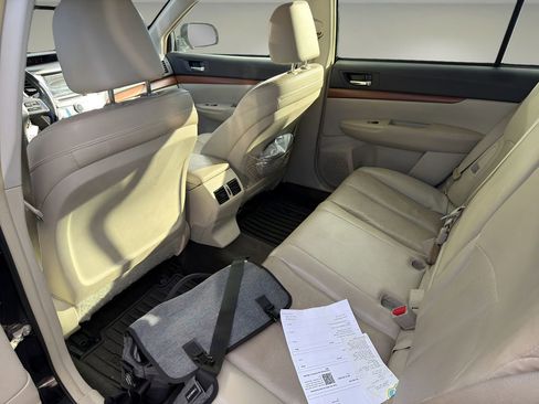 Used 2014 Subaru Outback 3.6R Limited image 5