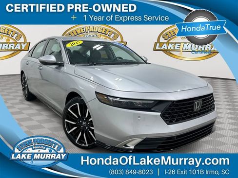 Used 2025 Honda Accord Touring image 1