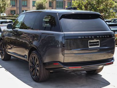 New 2026 Land Rover Range Rover Long Wheelbase SE