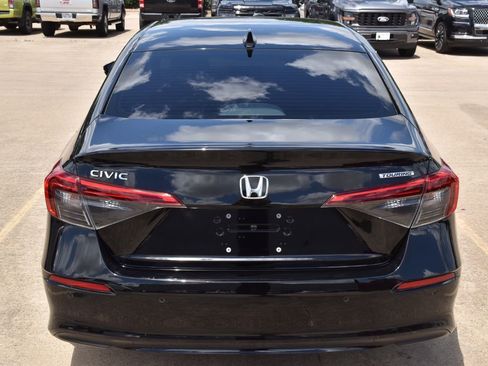 Used 2024 Honda Civic Touring image 7
