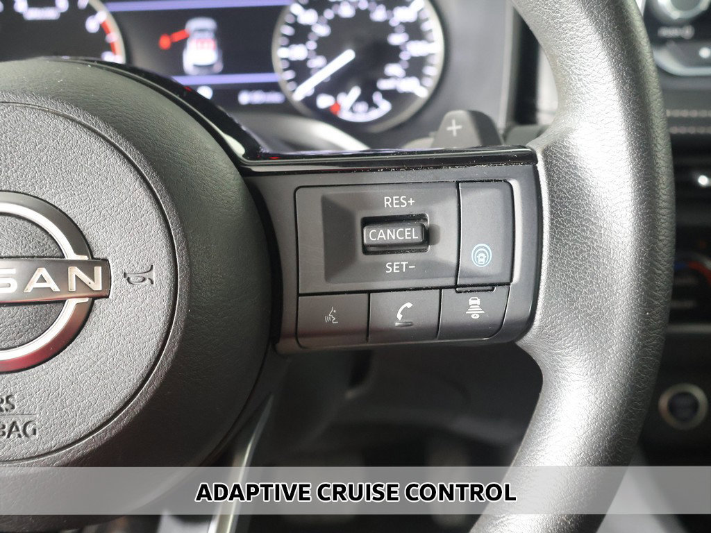 Used 2023 Nissan Rogue SV AWD/4WD image 4