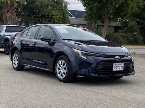 Certified 2025 Toyota Corolla LE w/ Convenience Package FWD image 45