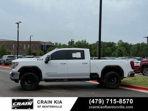 Used 2020 GMC Sierra 3500 SLT w/ SLT Convenience Package AWD/4WD image 4