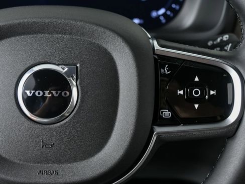 Used 2026 Volvo XC90 B6 Plus w/ Protection Package Premier image 12