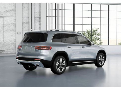 Used 2026 Mercedes-Benz GLB 250 image 20