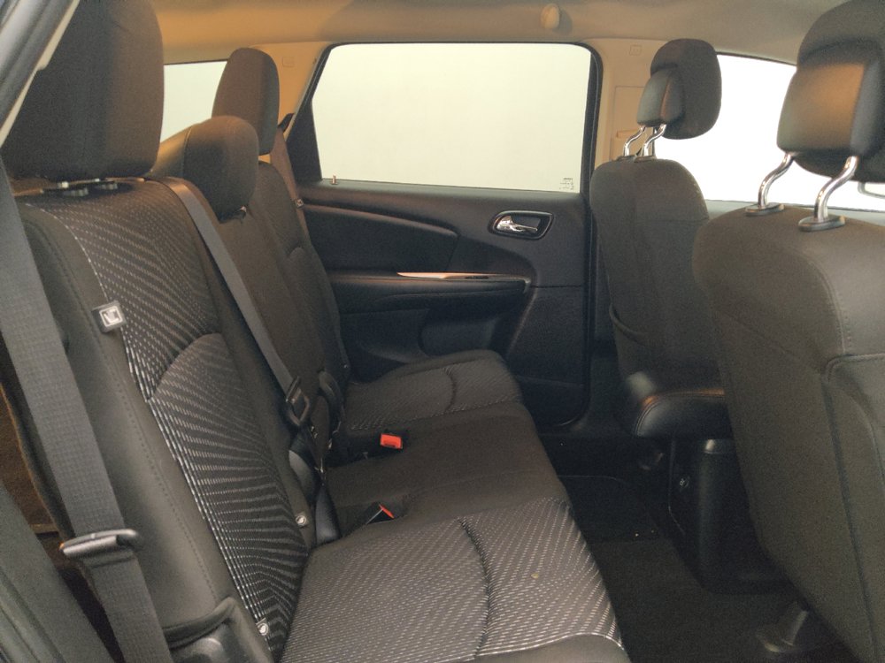 Used 2016 Dodge Journey SXT w/ Blacktop Package FWD image 19