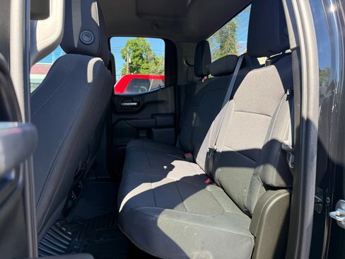 Used 2019 Chevrolet Silverado 1500 Custom Trail Boss w/ Custom Convenience Package AWD/4WD image 12