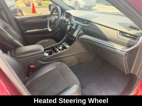 Used 2023 Jeep Grand Cherokee Altitude AWD/4WD image 17