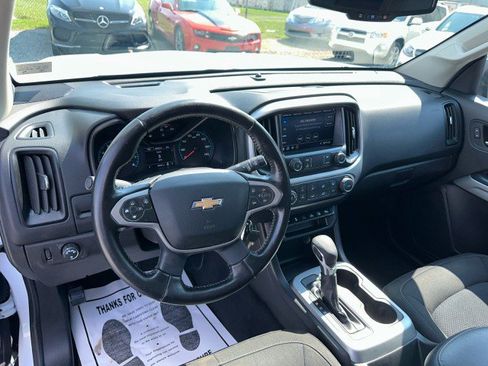 Used 2022 Chevrolet Colorado LT w/ Safety Package RWD image 22