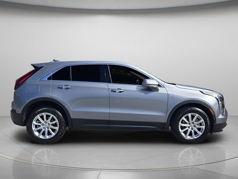 Used 2023 Cadillac XT4 Luxury FWD image 4