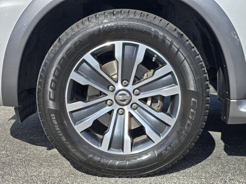 Used 2018 Nissan Armada SL w/ Moonroof Package image 10