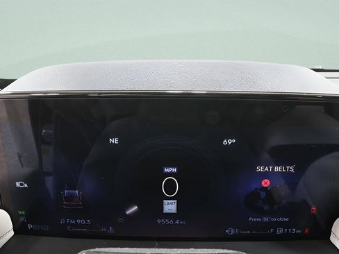Used 2025 Lincoln Aviator Reserve w/ Equipment Group 201A AWD/4WD image 16