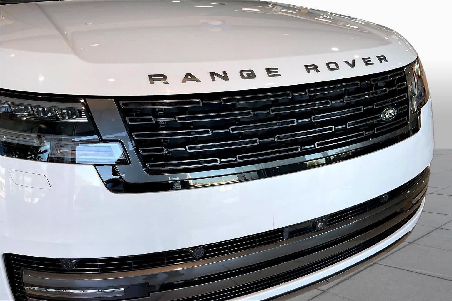 Used 2024 Land Rover Range Rover Long Wheelbase Autobiography AWD/4WD image 27