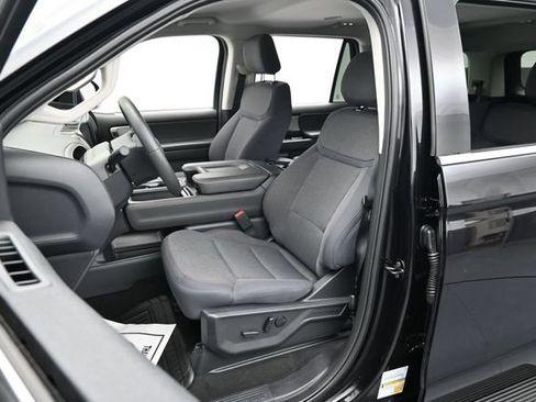 Certified 2025 Ford Expedition Active RWD image 10