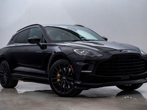 Used 2023 Aston Martin DBX 707 image 1