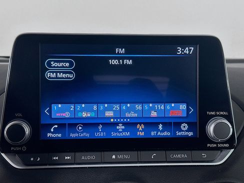 Used 2024 Nissan Sentra SV image 21