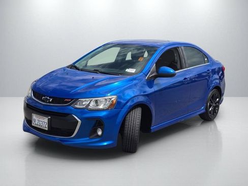 Used 2018 Chevrolet Sonic LT w/ Fun and Sun With RS Package FWD image 7