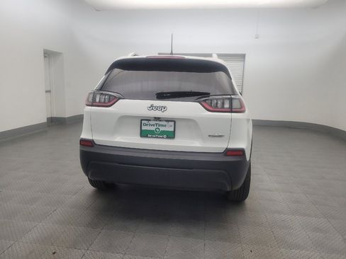 Used 2019 Jeep Cherokee Latitude w/ Popular Appearance Group image 7