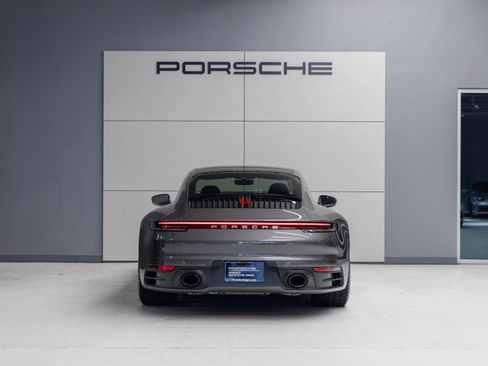 Certified 2024 Porsche 911 Carrera image 6
