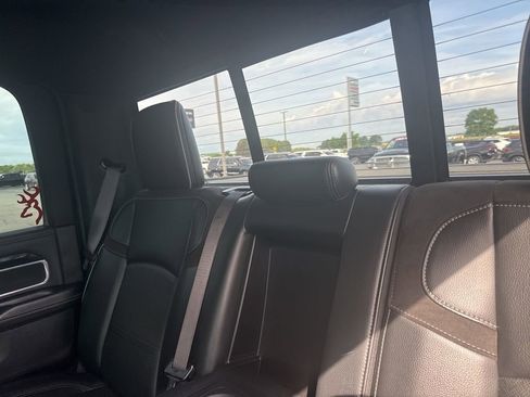 Used 2021 RAM 2500 Laramie AWD/4WD image 9