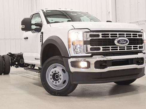 New 2026 Ford F550 4x4 Regular Cab Super Duty image 23