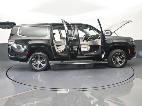 Used 2024 Jeep Grand Wagoneer L Base image 86