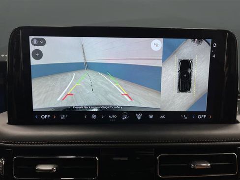 Used 2025 Lincoln Aviator Black Label image 11