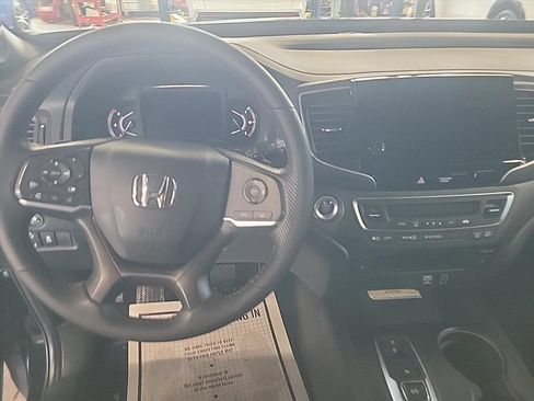 Used 2023 Honda Passport TrailSport image 10