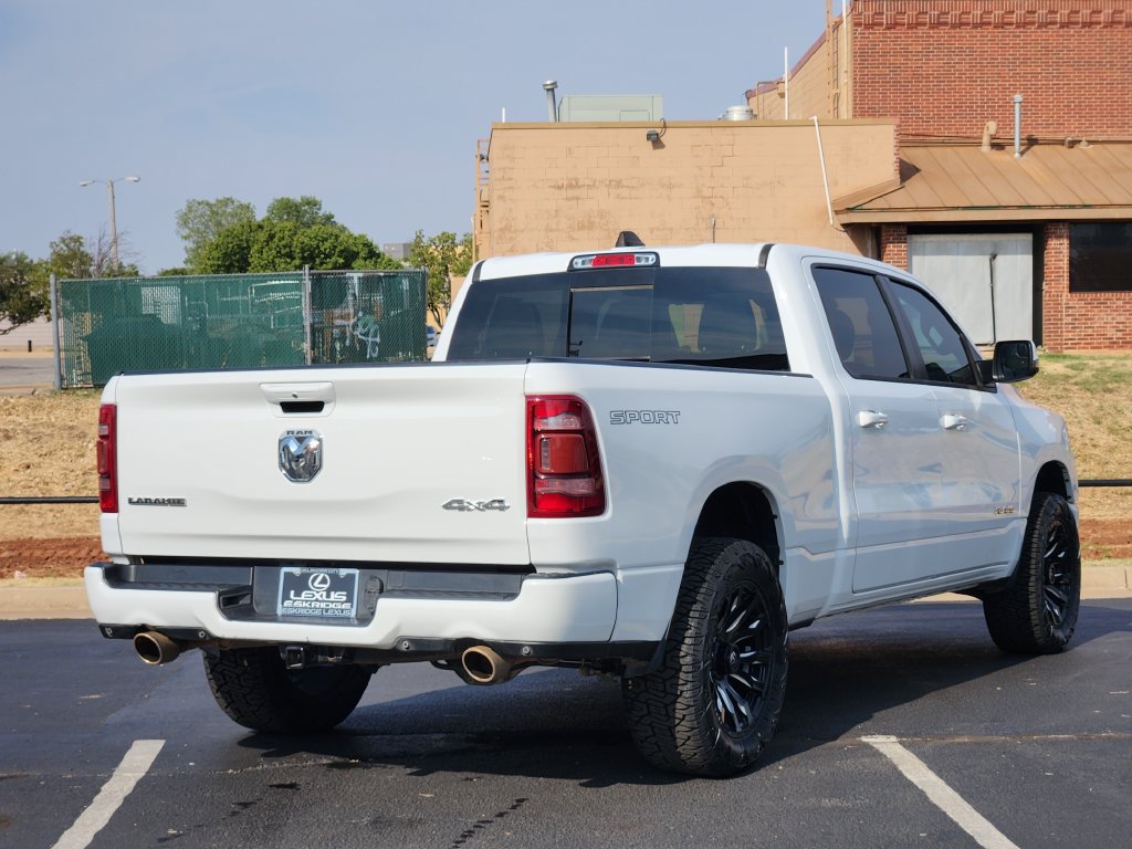 Used 2023 RAM 1500 Laramie AWD/4WD image 5