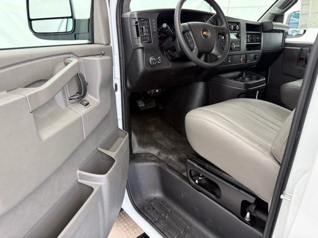 New 2026 Chevrolet Express 2500 w/ Driver Convenience Package RWD image 22