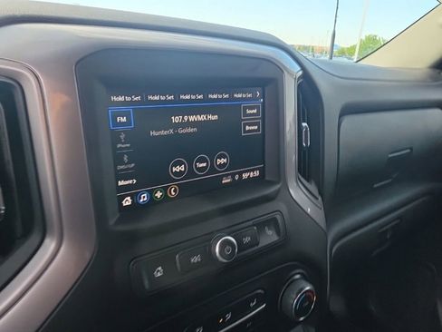 Used 2022 Chevrolet Silverado 2500 Custom w/ Infotainment Package AWD/4WD image 19