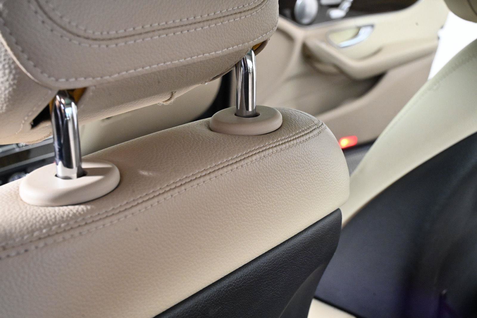 Used 2015 Mercedes-Benz C 300 4MATIC Sedan image 29