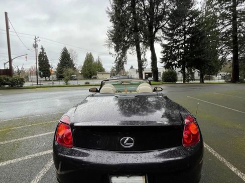 Used 2002 Lexus SC 430 Convertible image 5