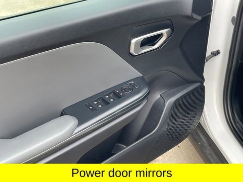 Used 2025 Kia K4 FWD image 41