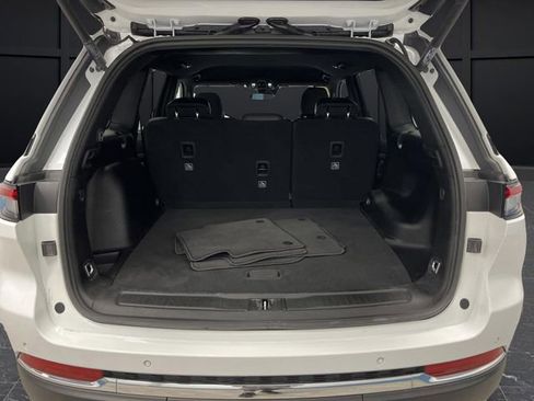 Used 2024 Jeep Grand Cherokee Limited w/ Trailer Tow Package image 15