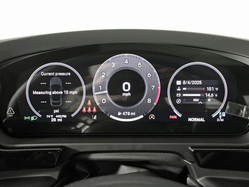 Certified 2025 Porsche Cayenne S image 23