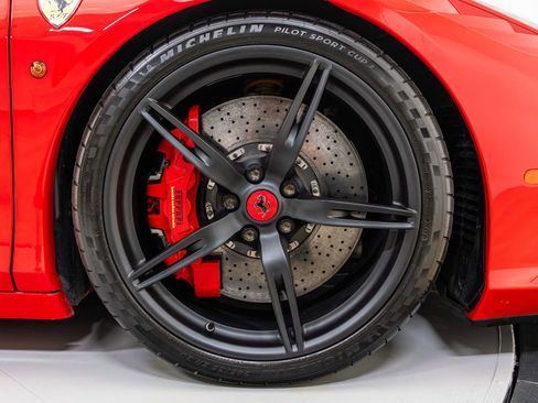 Certified 2015 Ferrari 458 Speciale Coupe image 16