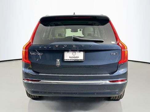 New 2025 Volvo XC90 B6 Ultra w/ Lounge Package image 6