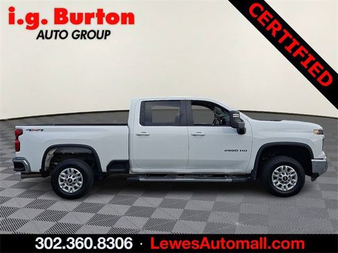 Used 2024 Chevrolet Silverado 2500 LT image 7