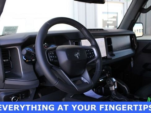 New 2026 Ford Bronco Badlands image 2