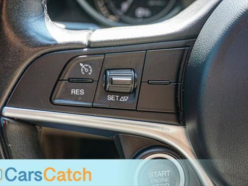 Used 2017 Alfa Romeo Giulia Ti w/ Lusso Light Wood Package image 33