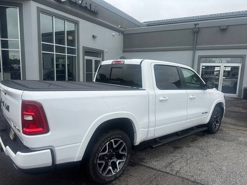 Used 2025 RAM 1500 Laramie w/ Sport Appearance Package AWD/4WD image 8