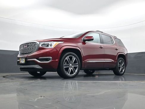 Used 2018 GMC Acadia Denali w/ Technology Package image 22