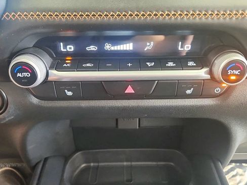 Used 2025 MAZDA CX-50 AWD 2.5 Hybrid w/ Premium Pkg image 22
