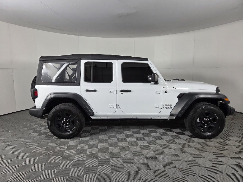 Used 2019 Jeep Wrangler Unlimited Sport AWD/4WD image 4